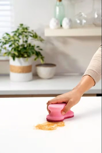 Scotch-Brite® Delicate Neškrábavá barevná čisticí houbička, 2 ks v balení